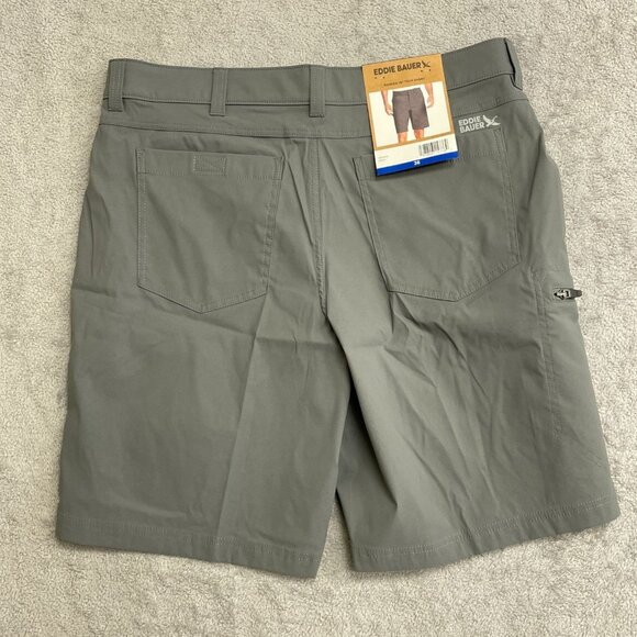 NEW Eddie Bauer Rainier 10” Tech Shorts Men’s 36 Cargo Outdoor Gray - Picture 3 of 8